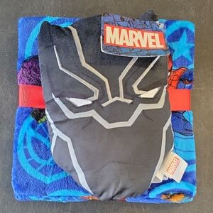 Marvel Avengers Travel Blanket Set